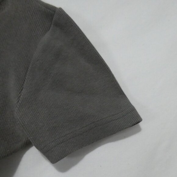 BODY LANGUAGE | medium | Body Language Cropped Top | Made In Canada 🟥🍁🟥 - Picture 8 of 16